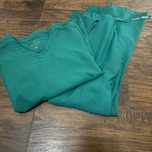 Med Couture Teal Scrub Set